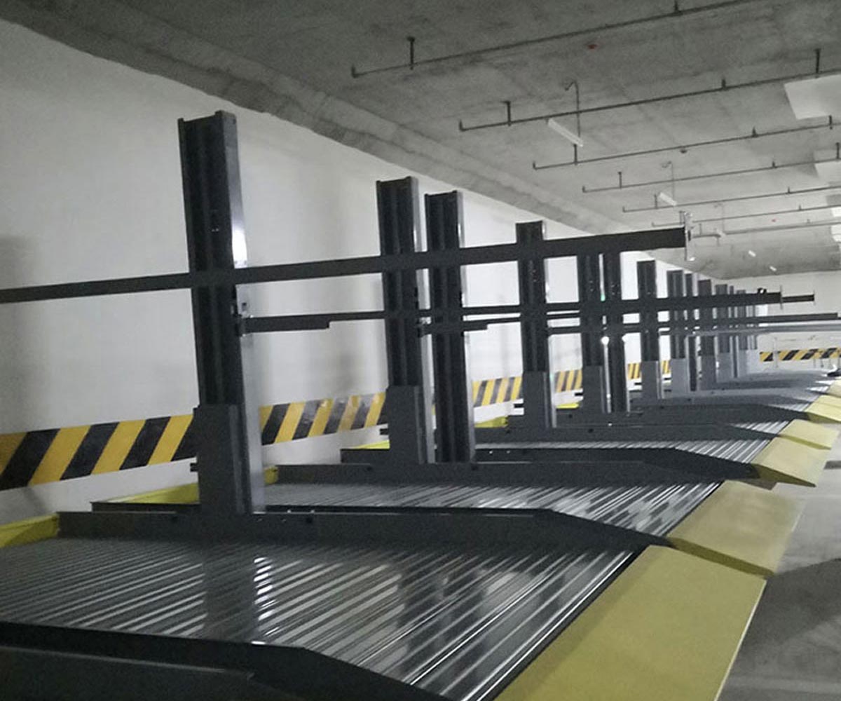 四川兩柱簡(jiǎn)易升降立體車庫(kù)停車設(shè)備回收