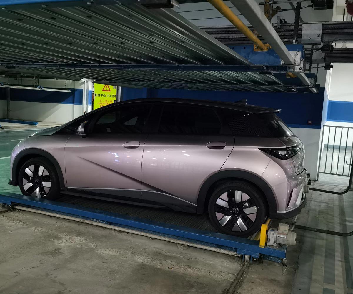 萬山地下室簡易式立體停車設(shè)備過驗收