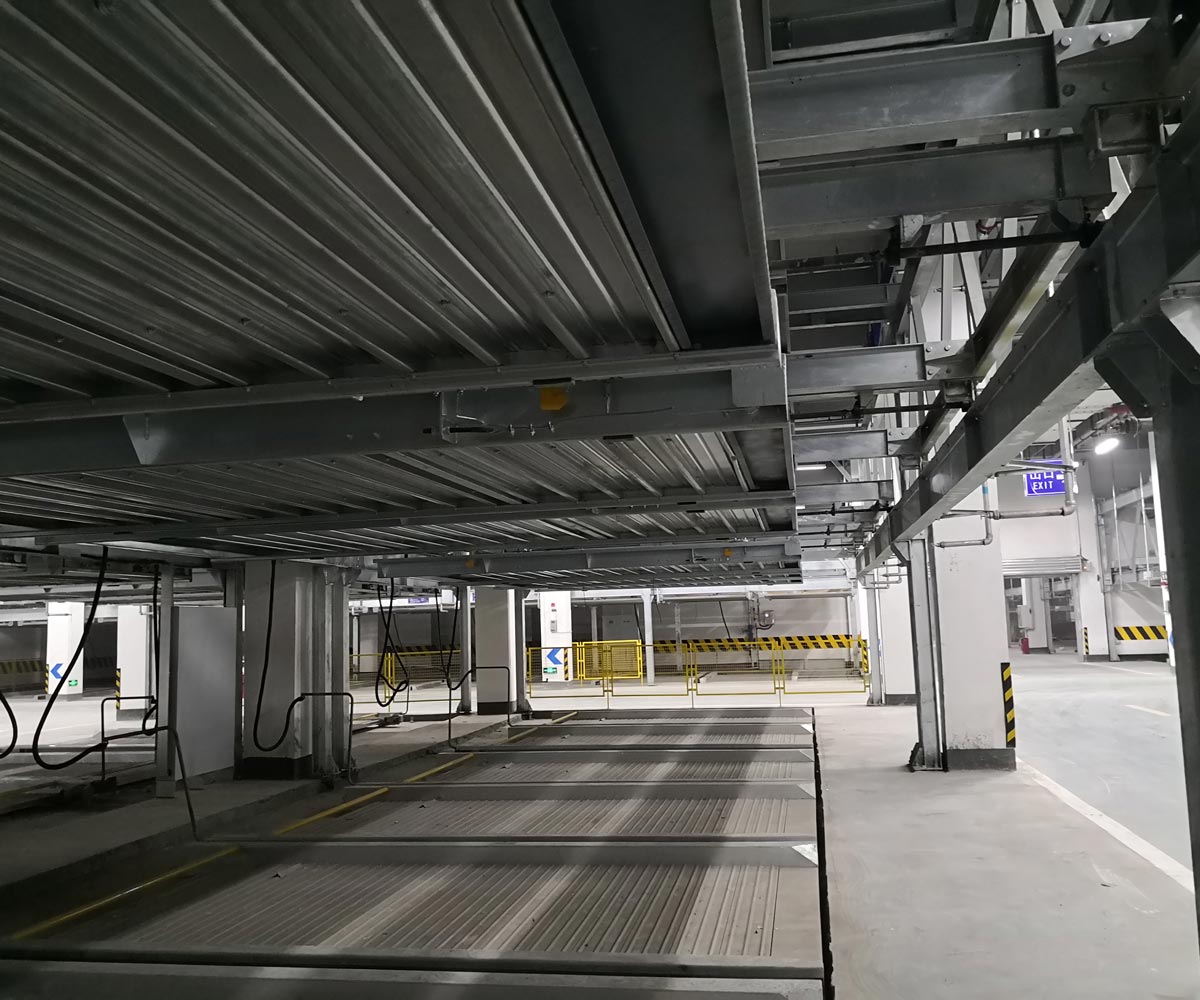 萬山兩層升降橫移機(jī)械式停車庫